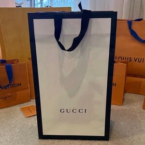 Gucci shopping bag 100% authentic